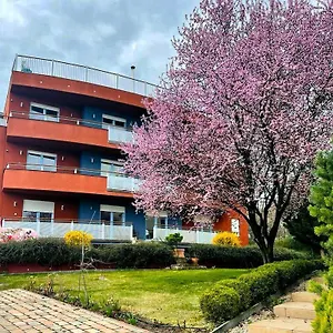 Apartament Rosehill Garden Family With A Great View