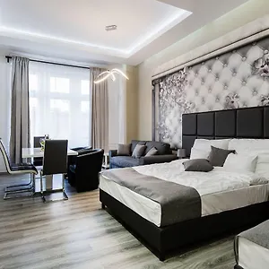 Apartment A Golden Star Modern Luxury And, Budapest